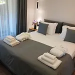 Chalet Ecoberghaus - котеджне містечко *