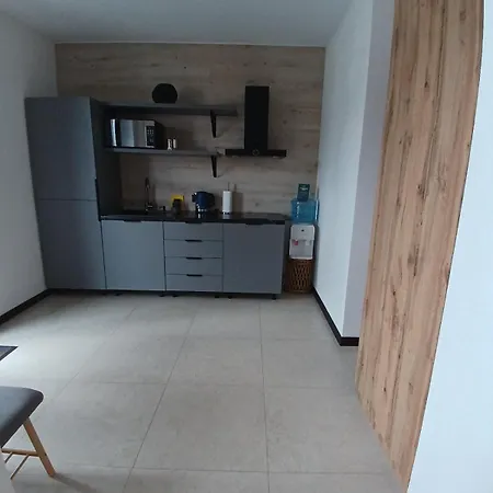 Ecoberghaus - котеджне містечко Bukovel