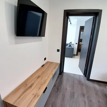 Ecoberghaus - котеджне містечко * Bukovel