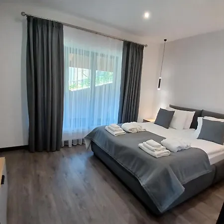 Ecoberghaus - котеджне містечко